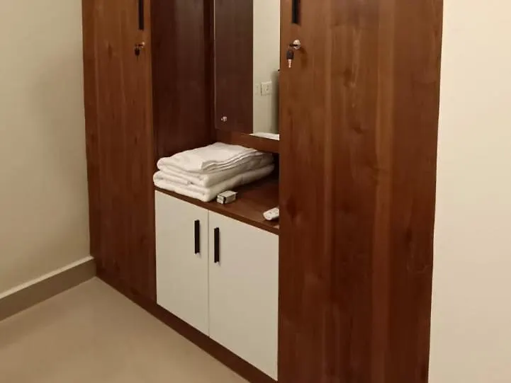 Lavender Airport Suite Nedumbassery Apartment