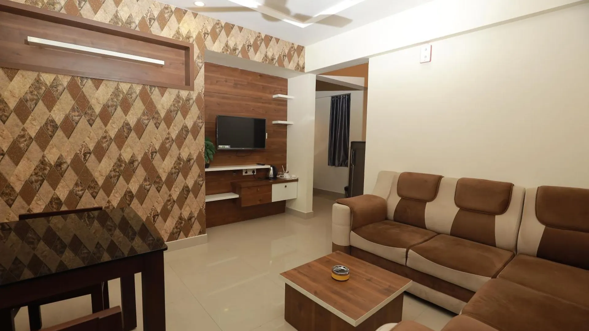Lavender Airport Suite Nedumbassery India