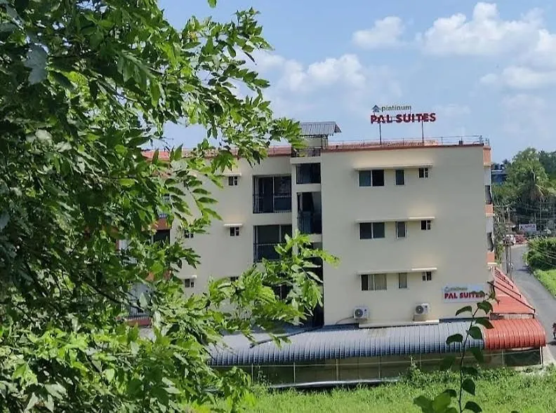 Lavender Airport Suite Nedumbassery Apartment